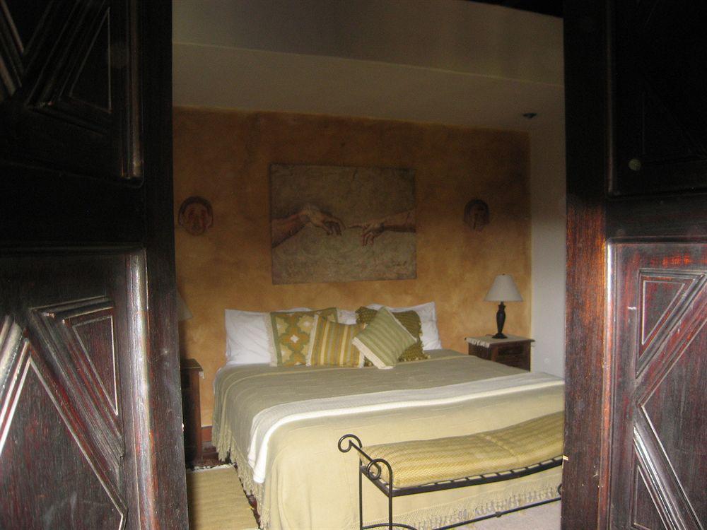 מלון אנטיגואה גואטמלה La Casa De Don Pedro מראה חיצוני תמונה